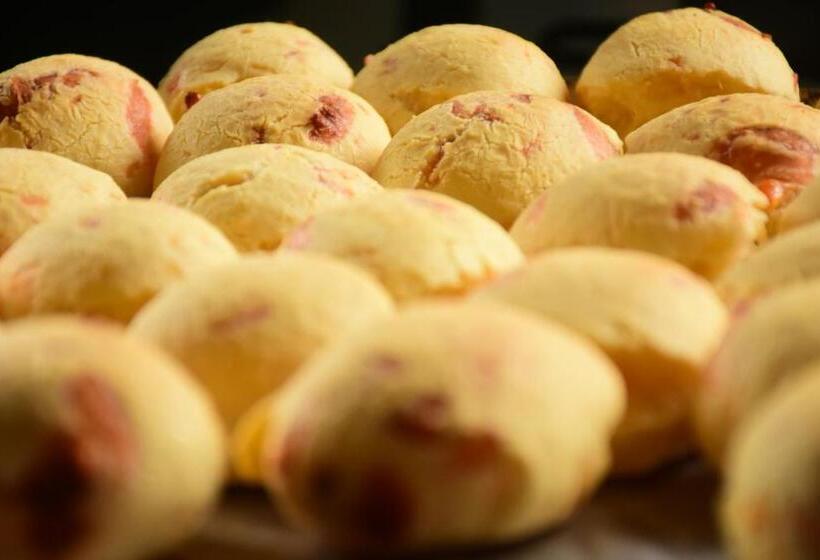 پانسیون Pousada Toro Real