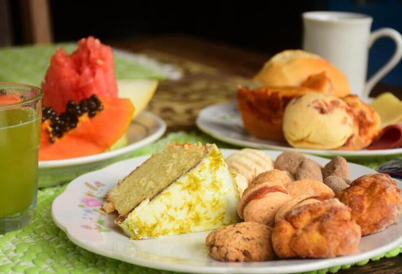 پانسیون Pousada Toro Real