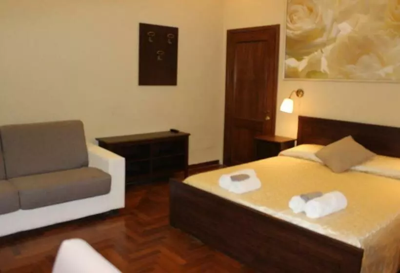 پانسیون Ronda St. Angelo Suites
