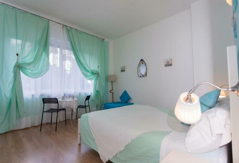 بنسيون Stella Marina