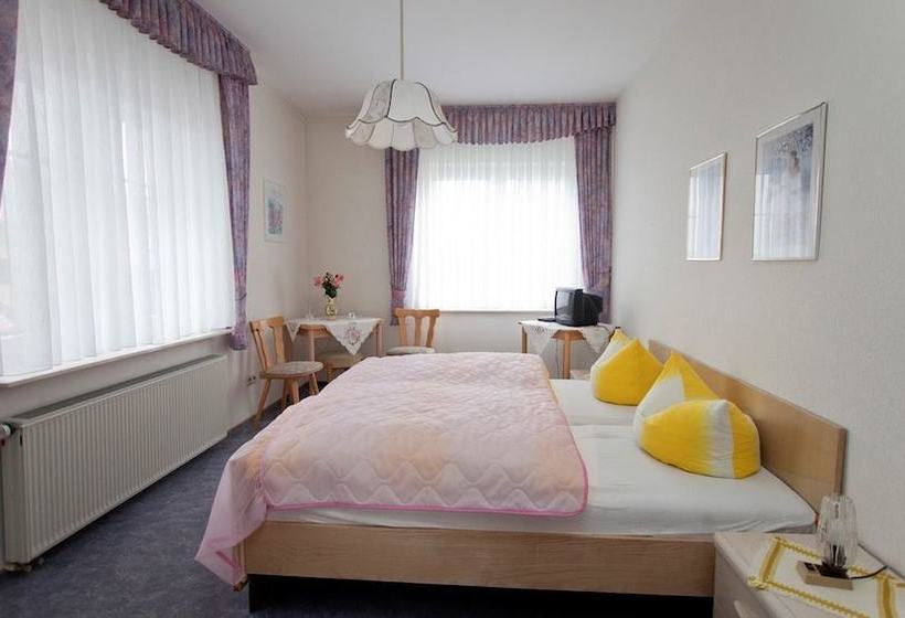 ペンション Landgasthof Wickert Familie Adams