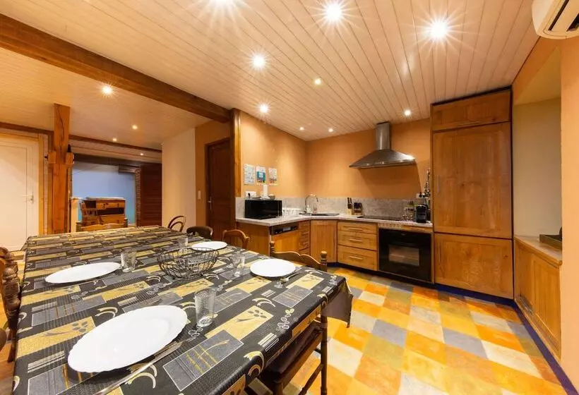 Majatalo Le Domaine Du Verger, Gîtes Et Spa Privé