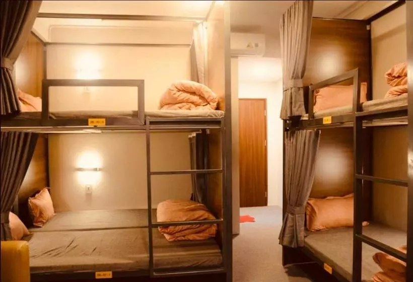 هاستل Lucky Homestay Sai Gon Airport