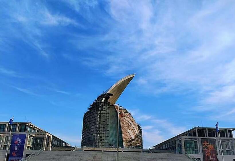 فندق Holiday Inn Shanghai Dishui Lake By Ihg