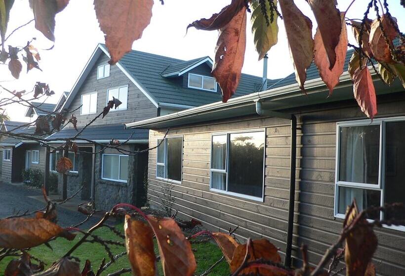 בית מלון כפרי Patuha Rainforest Retreat