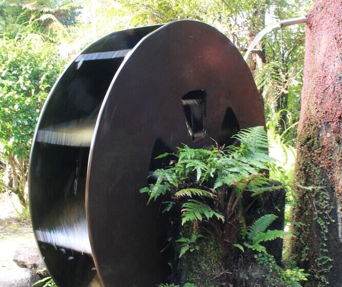 בית מלון כפרי Patuha Rainforest Retreat