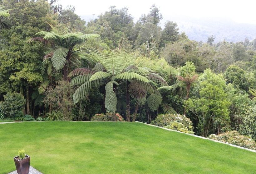 בית מלון כפרי Patuha Rainforest Retreat