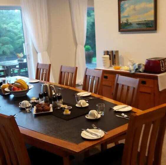 בית מלון כפרי Patuha Rainforest Retreat