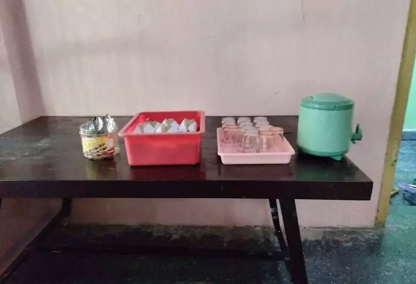هتل Setro Kariyo Homestay