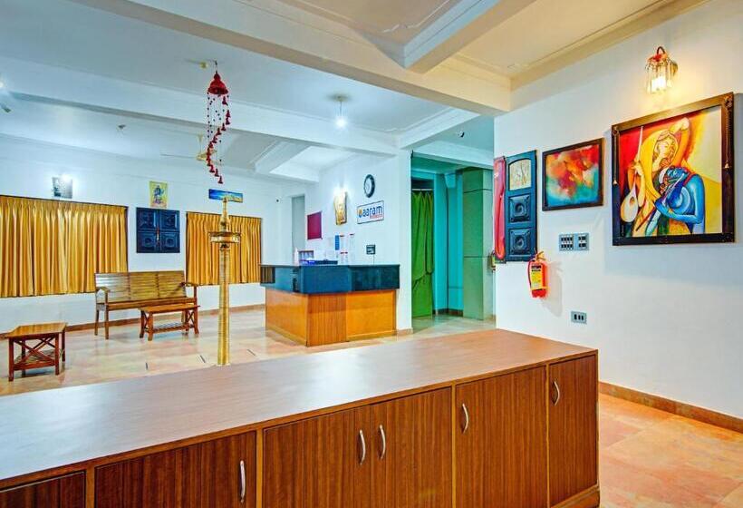 هتل Aaram Beach Resort