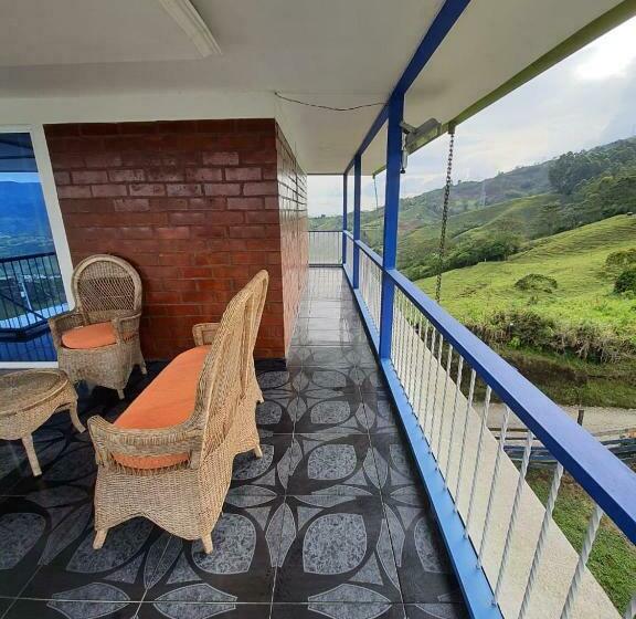 Ecohotel Rural Troya