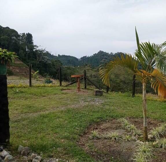 Ecohotel Rural Troya