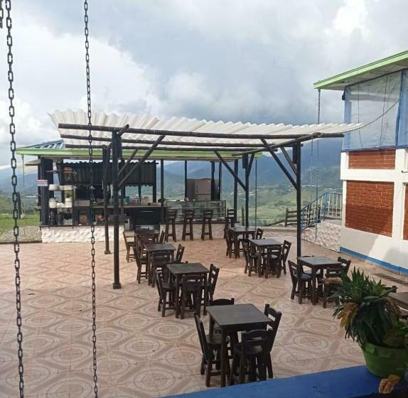 Ecohotel Rural Troya