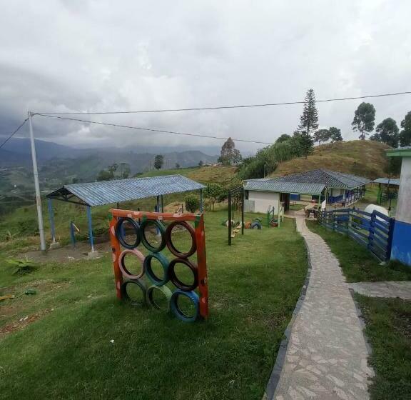 Ecohotel Rural Troya