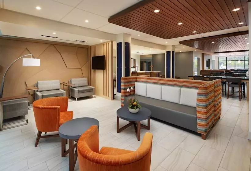 Hotelli Holiday Inn Express & Suites Gulf Breeze   Pensacola Area, An Ihg