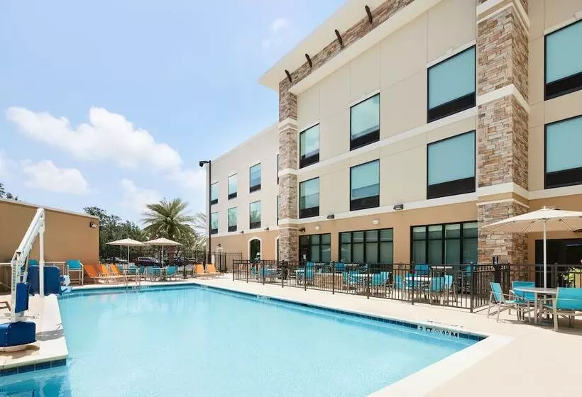 Hotelli Holiday Inn Express & Suites Gulf Breeze   Pensacola Area, An Ihg