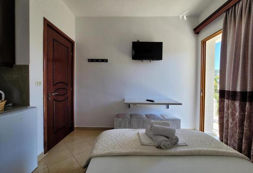 Pensione Guesthouse Redilka