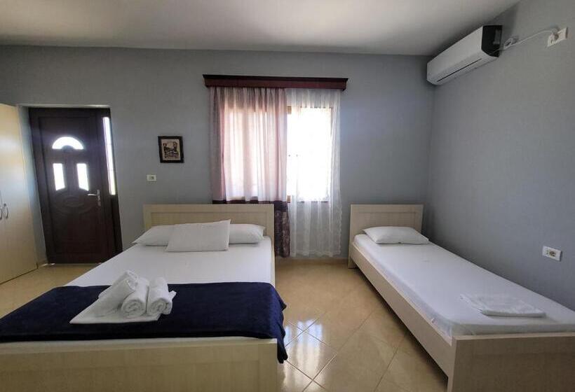Pensione Guesthouse Redilka
