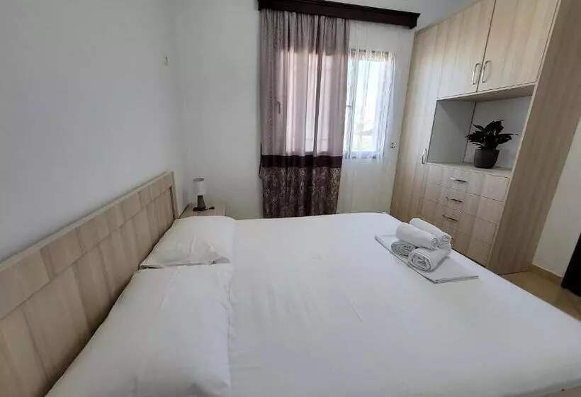 ペンション Guesthouse Redilka