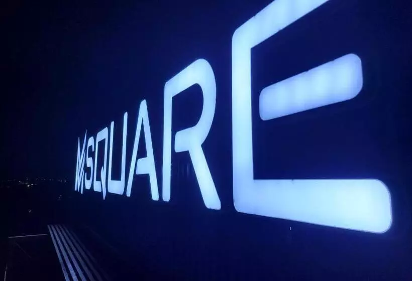 Retkeilymaja M Square