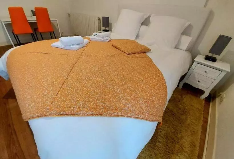 تختخواب و صبحانه Domaine La Jam