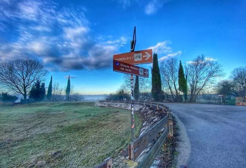 Aamiaismajoitus (B&B) Mincio Relais