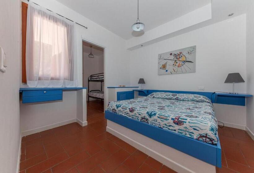 Elba Island Resort Pool & Tennis