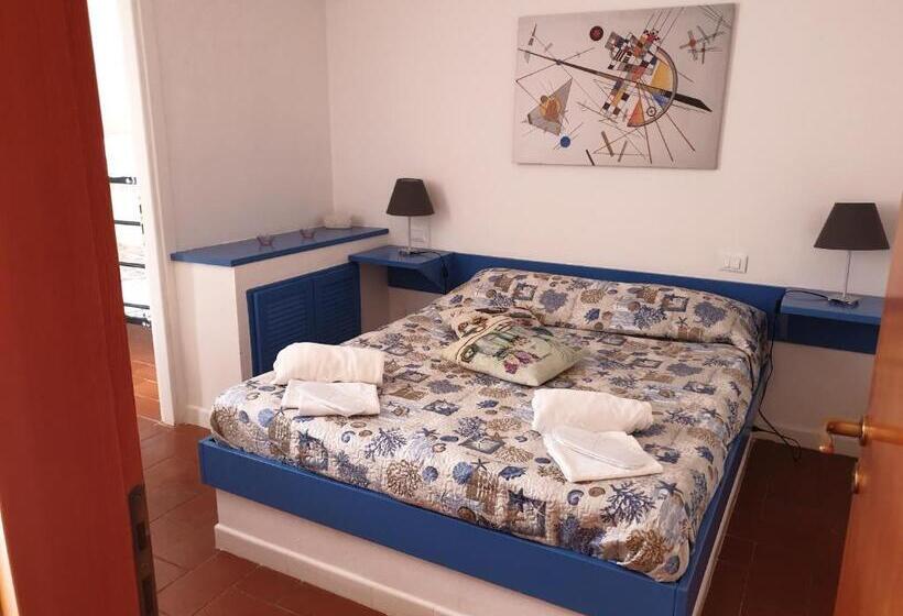 Elba Island Resort Pool & Tennis