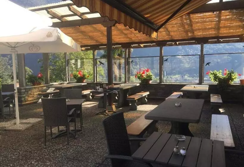 ホテル Bellavista Cavigliano