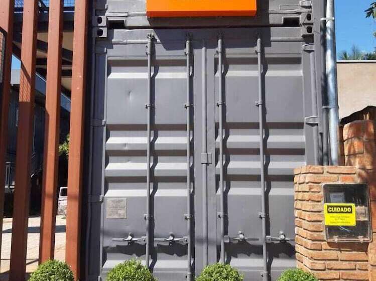 Bonito Motobox   Hotel Container