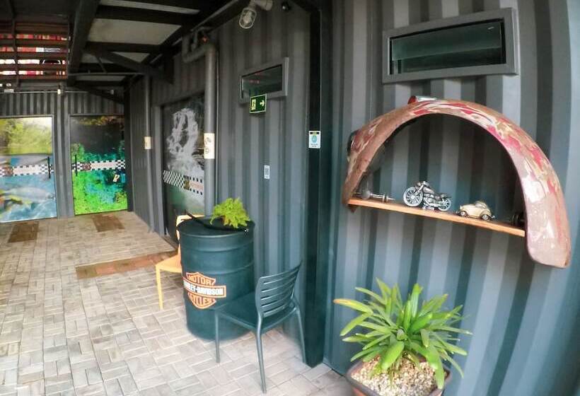 Bonito Motobox   Hotel Container