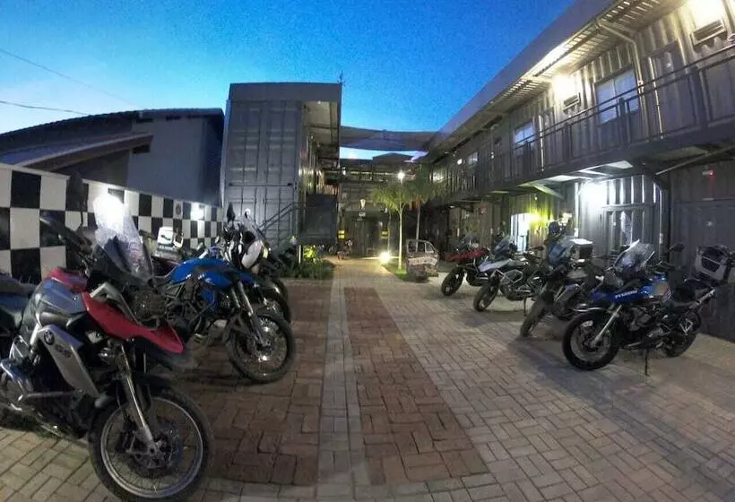 Bonito Motobox   Hotel Container