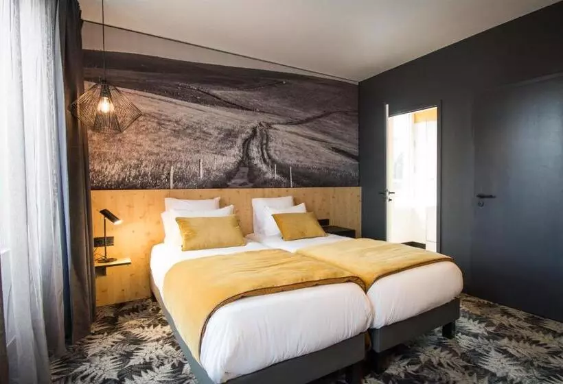 Hotelli L  Hôtel & Spa Ribeauville  Haut Koenigsbourg