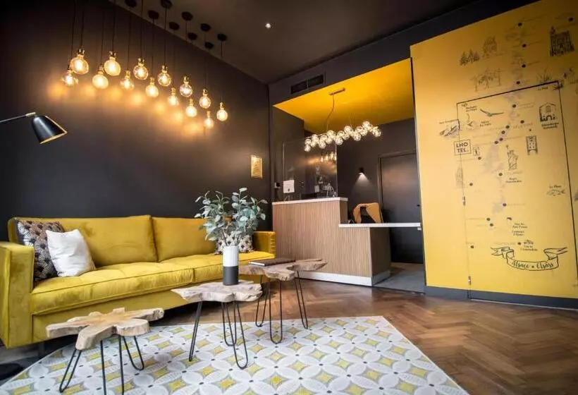 Hotelli L  Hôtel & Spa Ribeauville  Haut Koenigsbourg