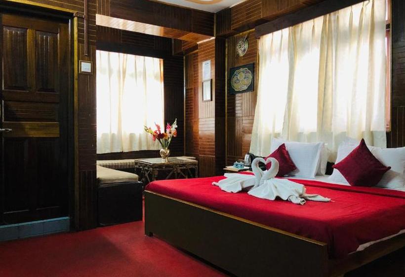 ホテル Montis Soyang Premium Heritage