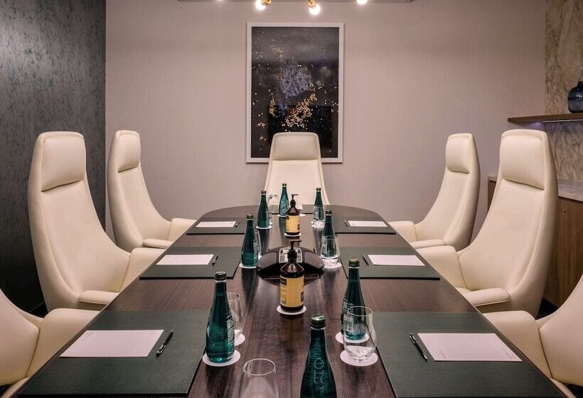 ホテル Mövenpick  Hobart