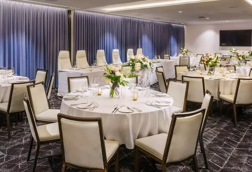 Hotelli Mövenpick  Hobart