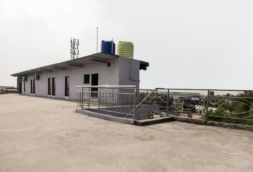 Hotell Oyo 78901 Highway Inn