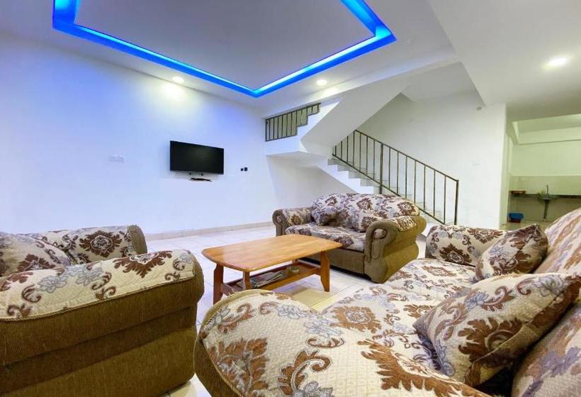 Hotelli Oyo 90217 Classic Homestay Keningau