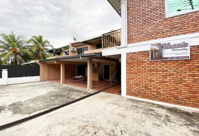 Hotelli Oyo 90217 Classic Homestay Keningau