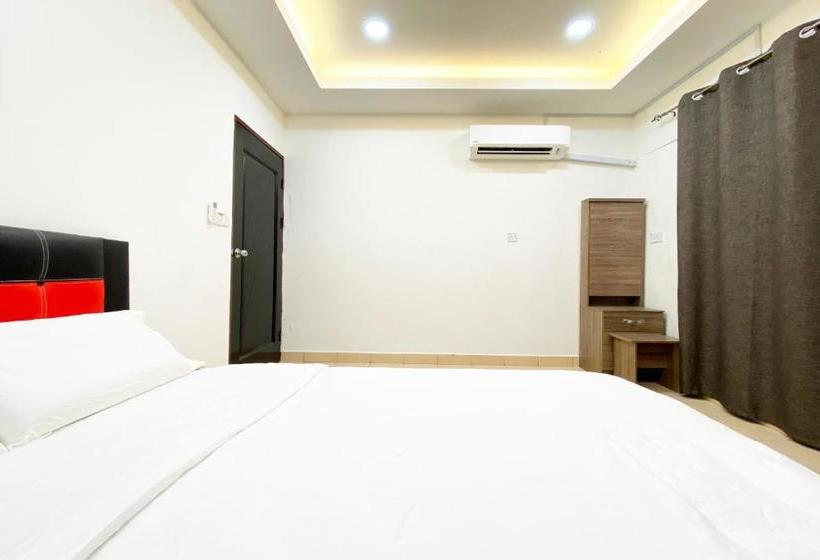 Hotelli Oyo 90217 Classic Homestay Keningau