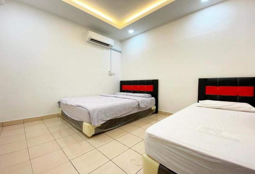 Hotelli Oyo 90217 Classic Homestay Keningau