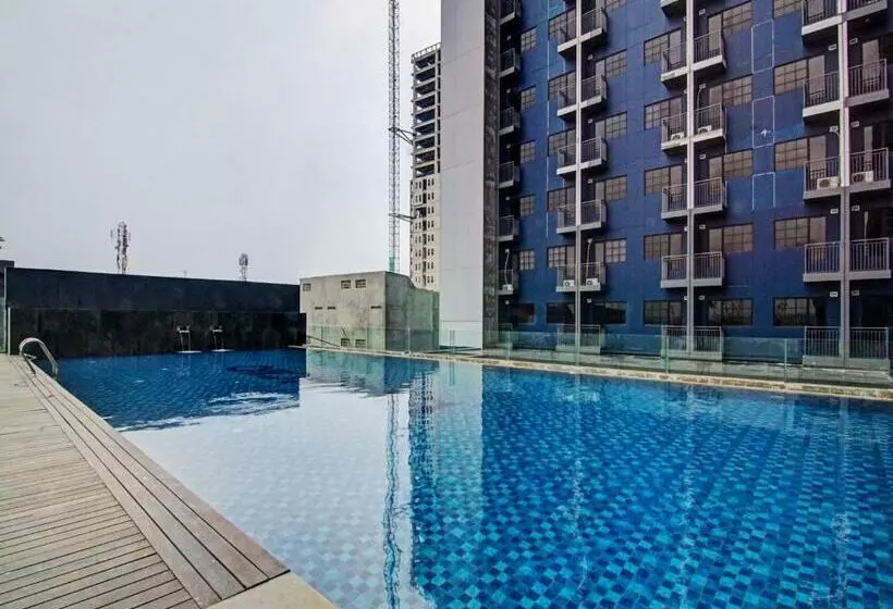 ホテル Oyo 90339 Evenciio Apartment