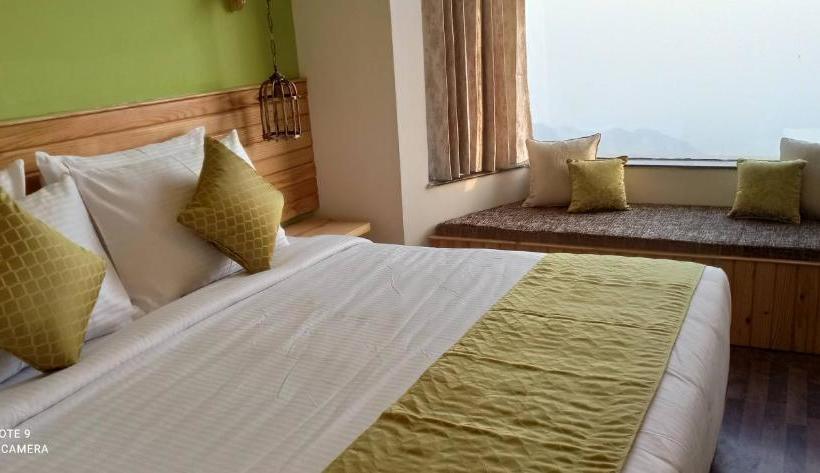 ホテル Tarangi Mussoorie