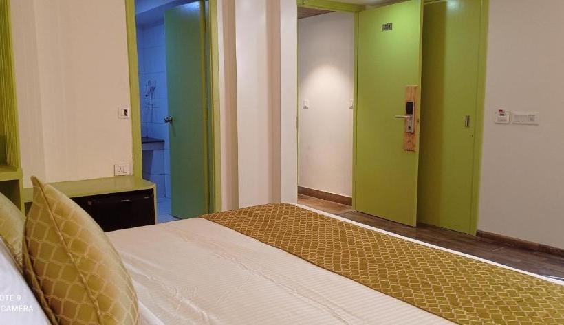 ホテル Tarangi Mussoorie