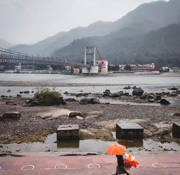 Hotel The Royal Galaxy