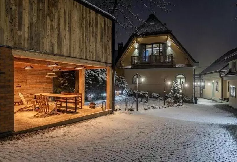 Lomakeskus Das Fort Boutique