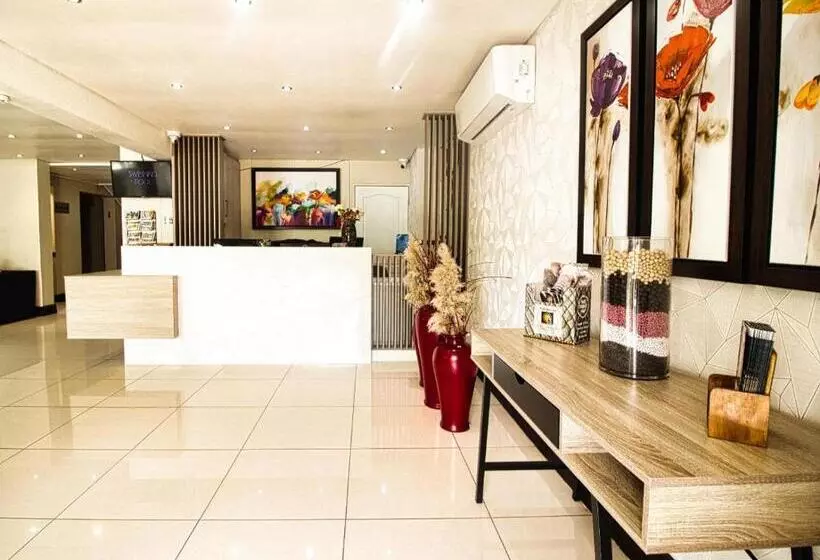 Hotelli 247 @ White River