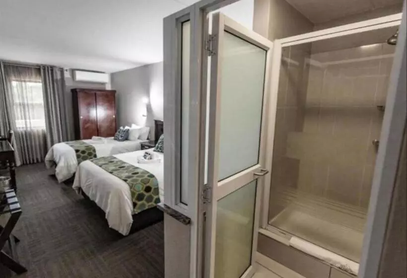 Hotelli 247 @ White River