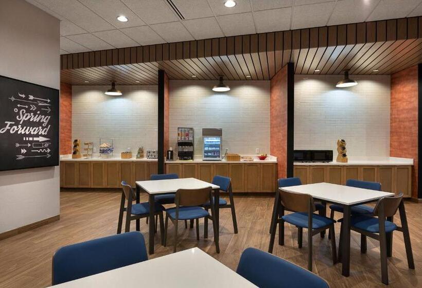 Отель Fairfield By Marriott Inn & Suites Statesville